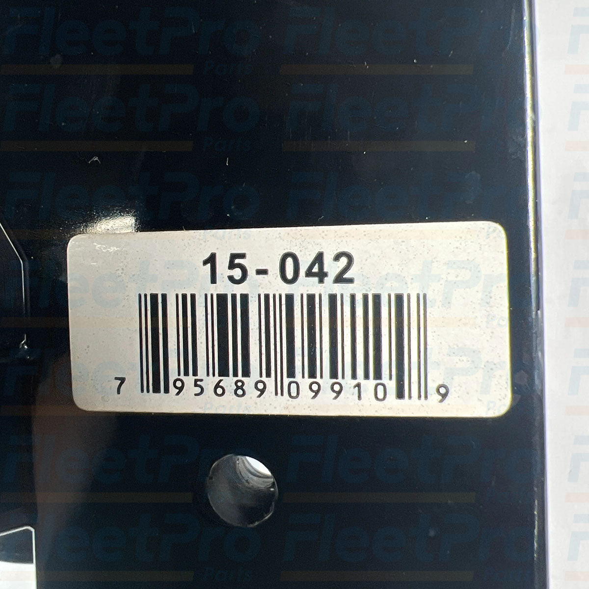 Cab wall mounting hole pattern on Phillips 15-042 hose holder