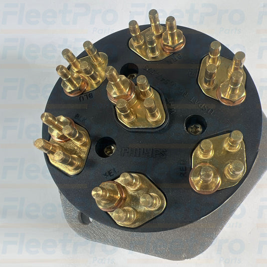 Solid brass pin terminals detail on Phillips 16-7602-28 socket