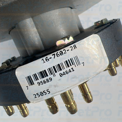 Spring-loaded lid open view on Phillips 16-7602-28 7-way socket