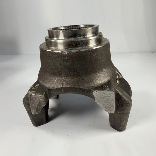 Genuine Spicer 2503283C1 170-4-1271-1 heavy-duty commercial truck driveshaft end yoke full front view
