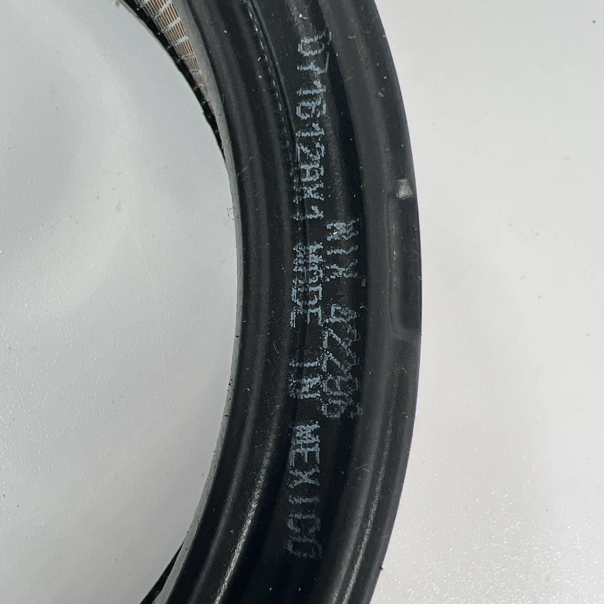 Top profile view showing plastisol sealing gasket on Wix 42296 air filter