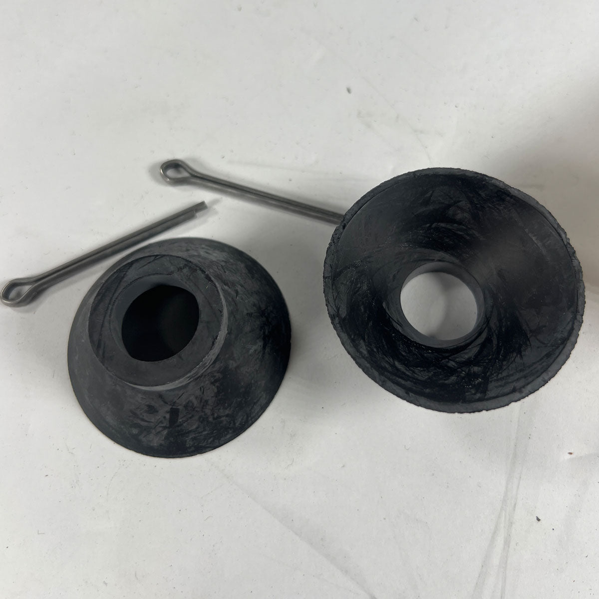 Workhorse W8003032 tie rod end boot kit